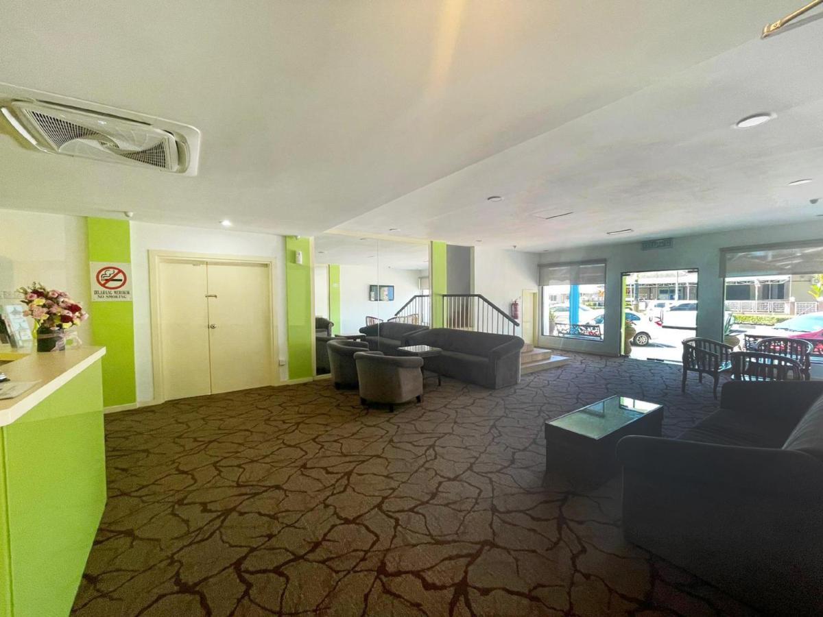 Hotel Citin Langkawi By Compass Hospitality Kuah Esterno foto