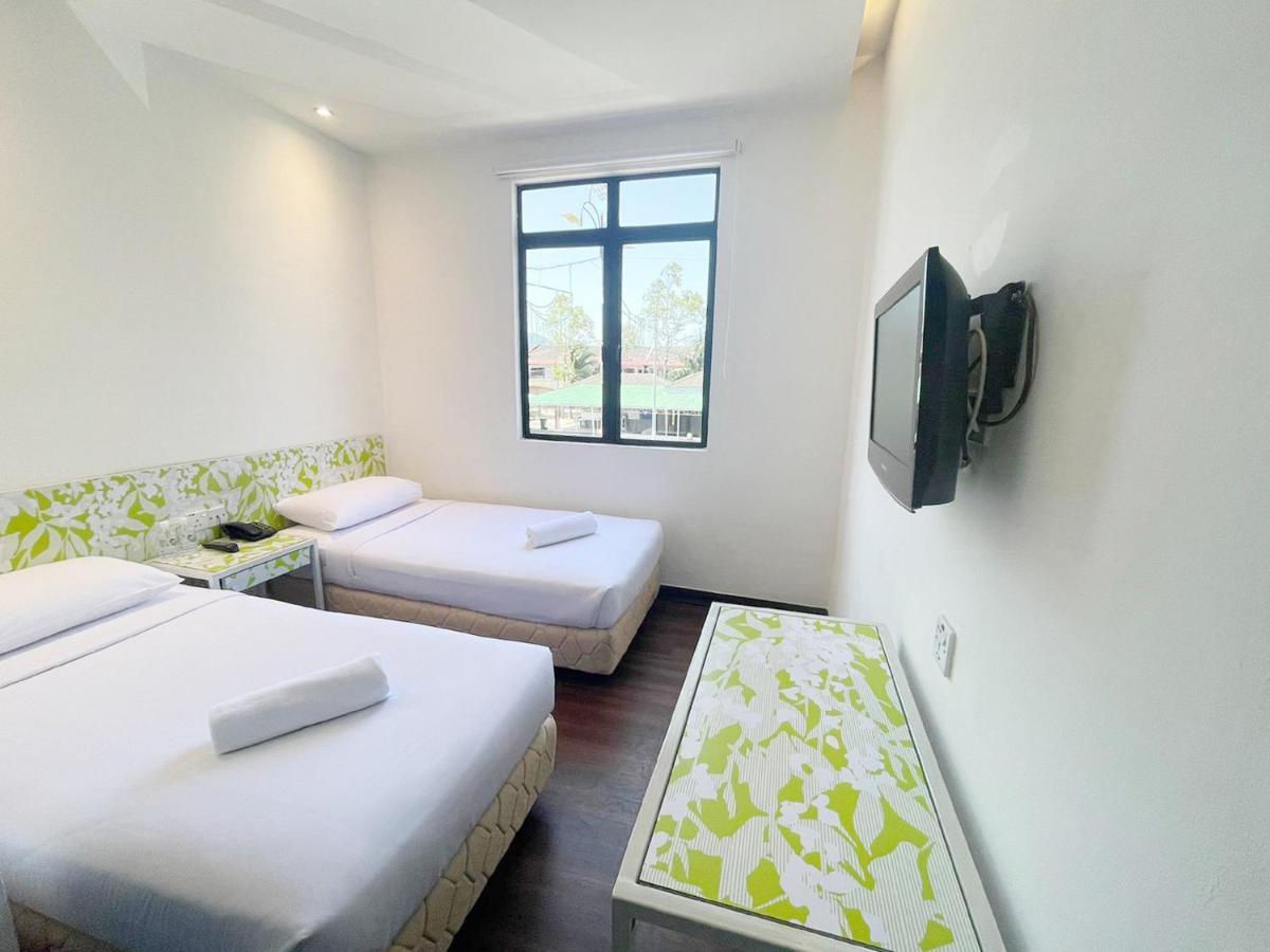 Hotel Citin Langkawi By Compass Hospitality Kuah Esterno foto