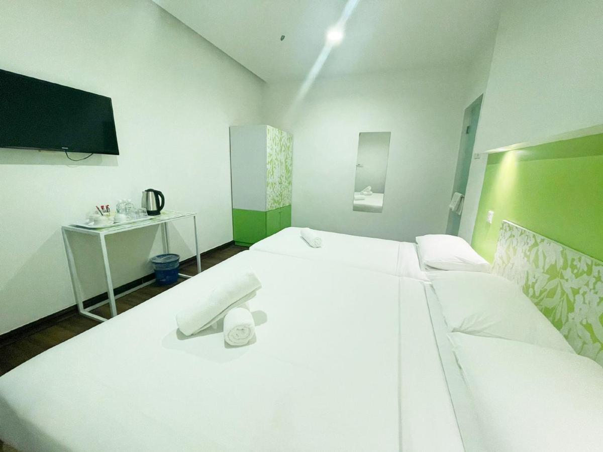 Hotel Citin Langkawi By Compass Hospitality Kuah Esterno foto