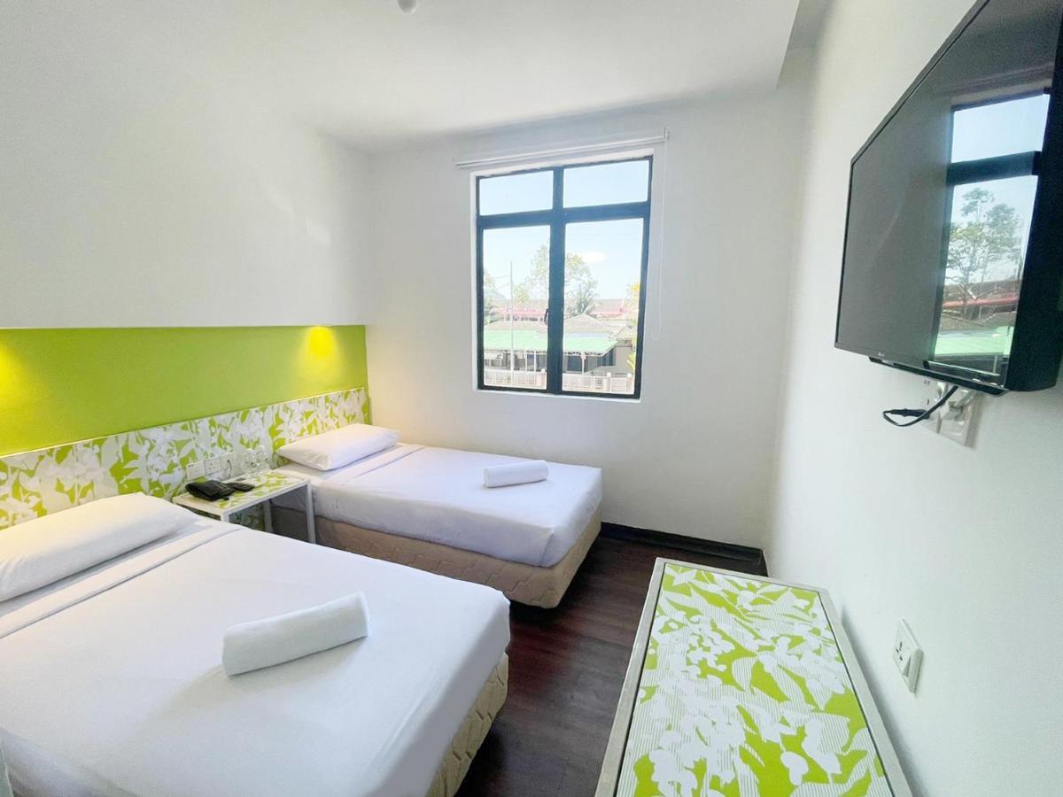 Hotel Citin Langkawi By Compass Hospitality Kuah Esterno foto