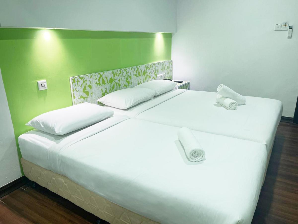 Hotel Citin Langkawi By Compass Hospitality Kuah Esterno foto