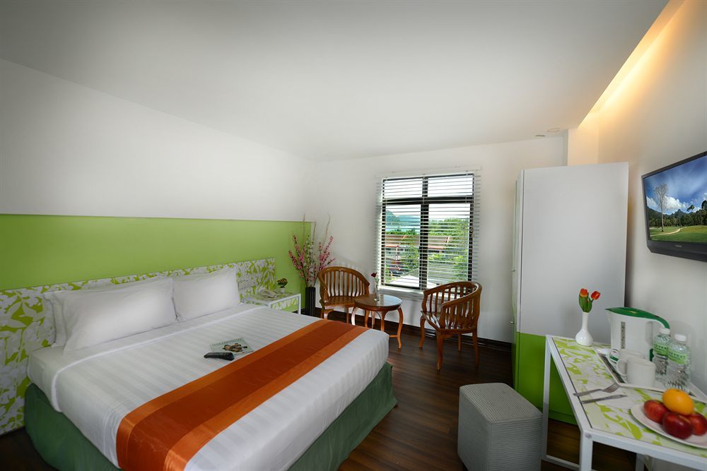 Hotel Citin Langkawi By Compass Hospitality Kuah Esterno foto